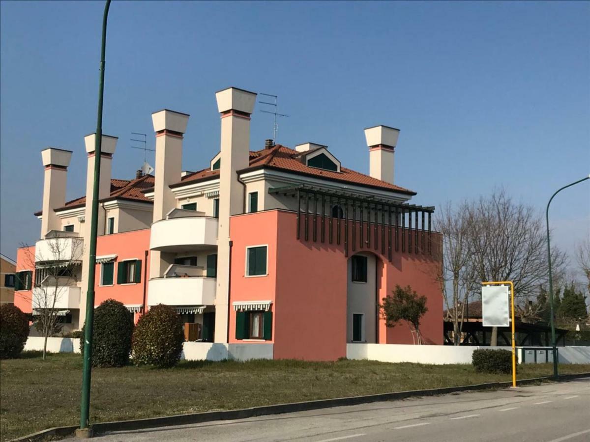 Adhara Apartment Cavallino-Treporti Exteriör bild