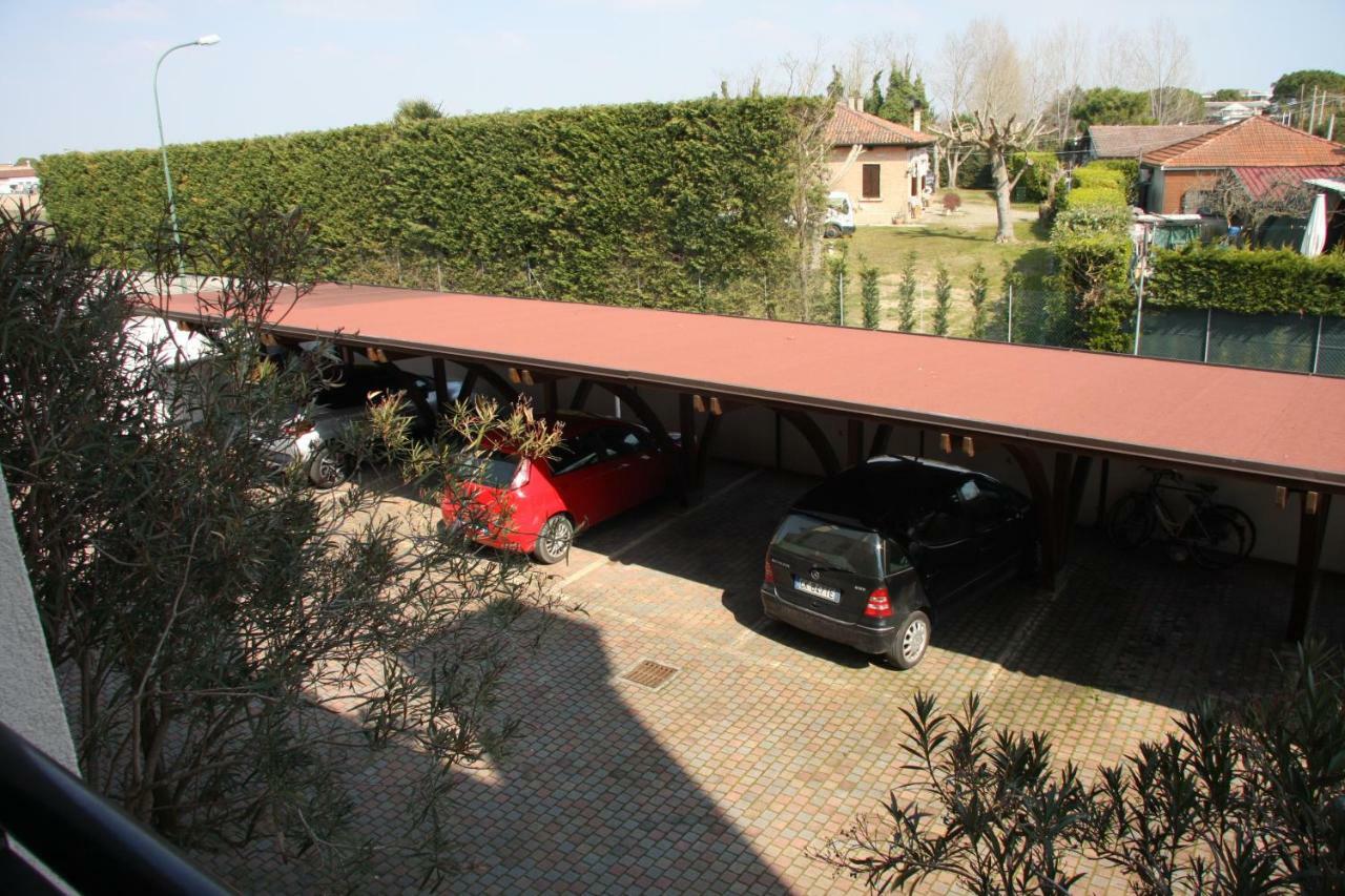 Adhara Apartment Cavallino-Treporti Exteriör bild